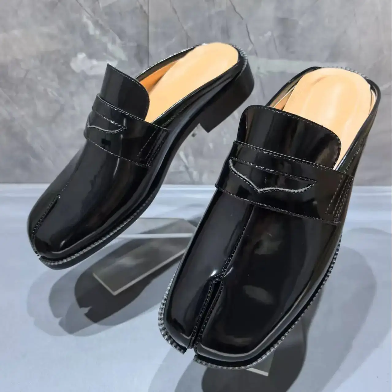 Men Shoes Black - Bölünmüş Parmaklı Tabi Erkek Terlikleri Dikişli