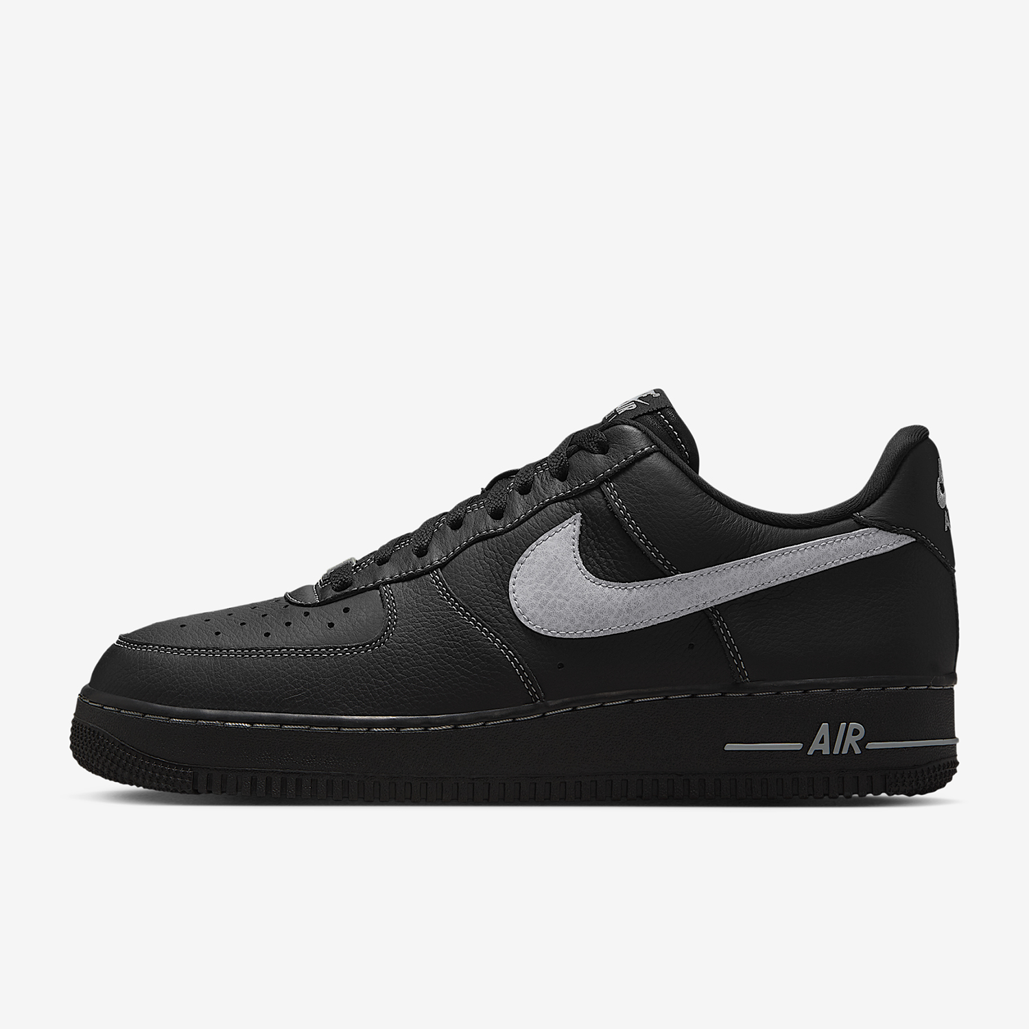 Nike Authentic AIR FORCE 1 07  - Men'S Shoes Nike Air Force incelemesi ve fiyatı