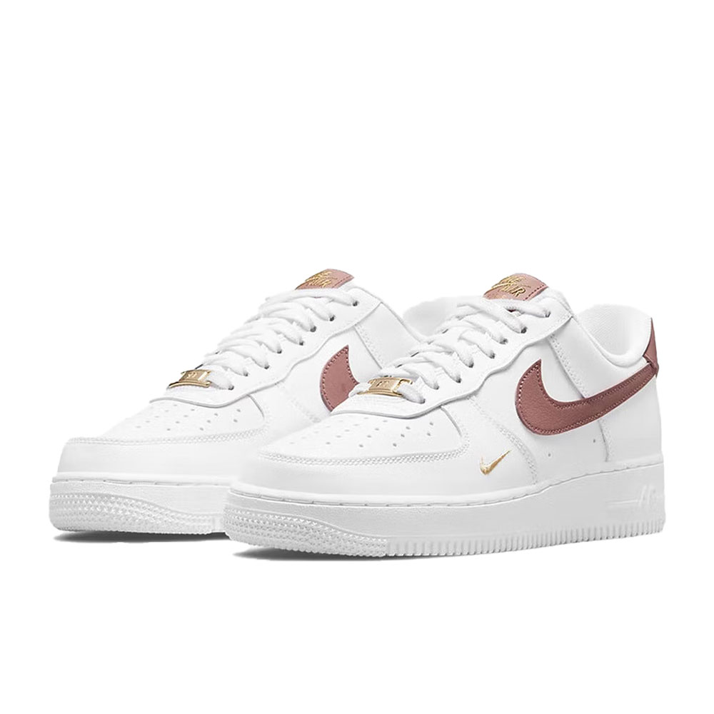 Nike Air Force 1 'O7 Essential - Men'S Shoes Nike Air Force incelemesi ve fiyatı