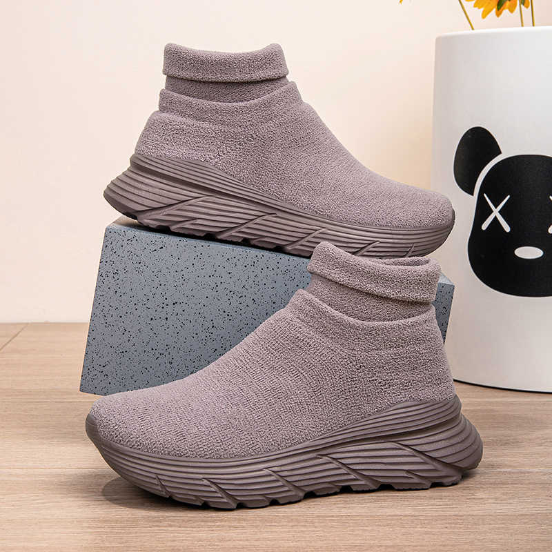 Topuksuz Kayak Botları Erkekle - Men'S Shoes Expensive Brands incelemesi ve fiyatı